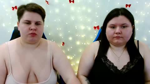 BeckyAndEllen online show from January 12, 2026, 8:52 am
