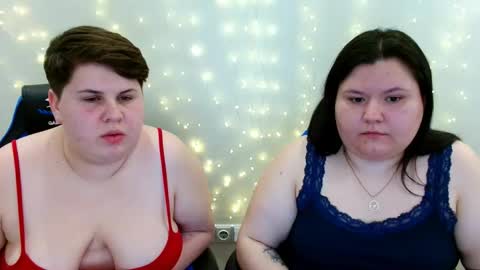 BeckyAndEllen online show from March 17, 2026, 8:01 pm
