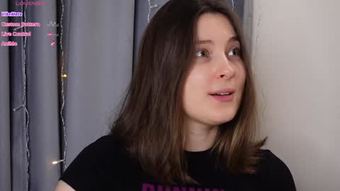 Snapshot of beckymartens chatting on October 5, 2025, 1:48 am BeckyMartens come join me on while im offline here online show from October 5, 2025, 1:48 am