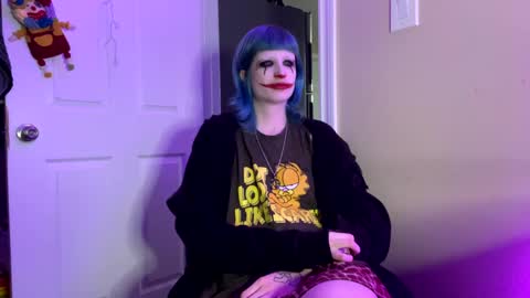Snapshot of beckytheclown chatting on December 4, 2024, 9:46 pm Beckytheclown online show from December 4, 2024, 9:46 pm