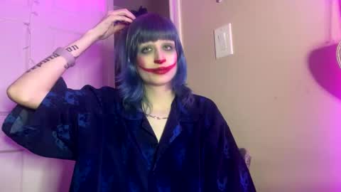 Snapshot of beckytheclown chatting on January 12, 2025, 11:26 pm Beckytheclown online show from January 12, 2025, 11:26 pm