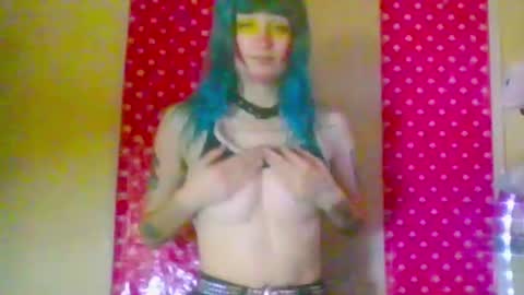 Beckytheclown online show from November 23, 2025, 7:35 pm