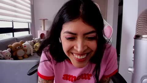 Amber UwU IM MOVING AND IS CRAZY ILL BE BACK VERY SOON 3 MISS YA ALREADY online show from March 7, 2025, 9:06 pm