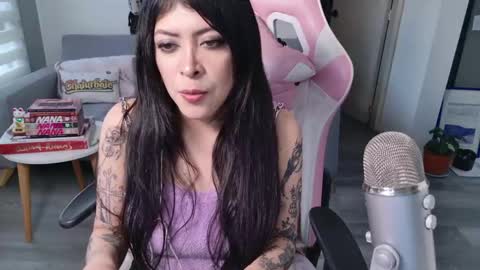 Amber UwU IM MOVING AND IS CRAZY ILL BE BACK VERY SOON 3 MISS YA ALREADY online show from May 22, 2026, 10:15 pm