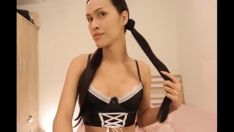 bee_thai online show from December 6, 2024, 8:18 pm