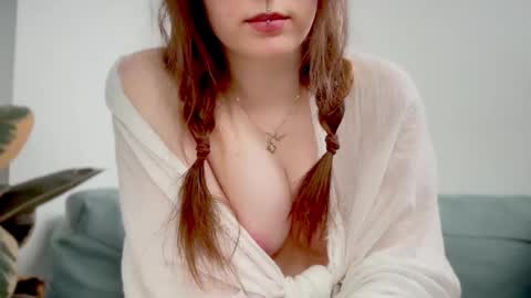 Mirana Blossom online show from September 25, 2025, 3:05 pm