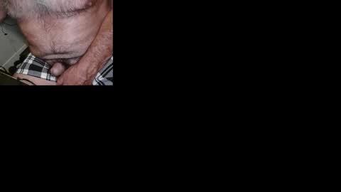 Snapshot of beefstewies69 chatting on November 5, 2025, 7:41 am Stewie online show from November 5, 2025, 7:41 am