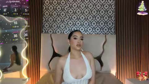 BELLA online show from December 4, 2025, 12:25 pm