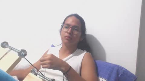 Snapshot of beentage chatting on November 28, 2025, 2:36 am Alex online show from November 28, 2025, 2:36 am