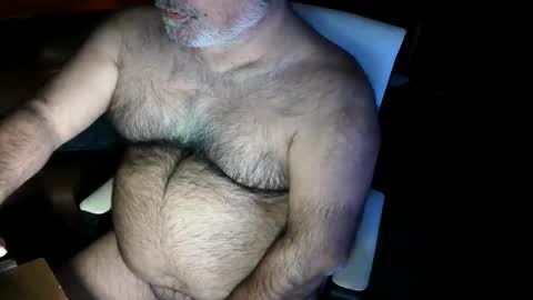 beers19 online show from November 17, 2025, 4:24 pm