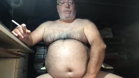 Snapshot of beers19 chatting on May 7, 2026, 1:49 pm beers19 online show from May 7, 2026, 1:49 pm