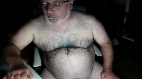Snapshot of beers19 chatting on May 12, 2026, 6:27 pm beers19 online show from May 12, 2026, 6:27 pm