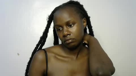 beeswee online show from January 8, 2025, 7:24 pm