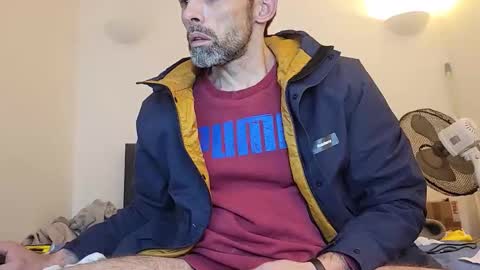 begbestuk online show from November 26, 2025, 1:28 am