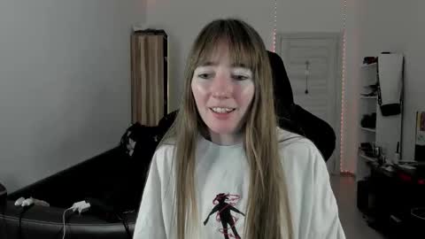 Lisa online show from October 3, 2025, 11:29 am