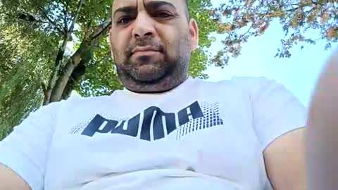 kevin and Bella online show from September 21, 2025, 10:39 am