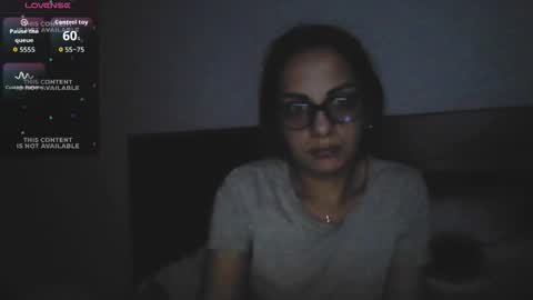 kevin and Bella online show from September 28, 2025, 7:41 pm