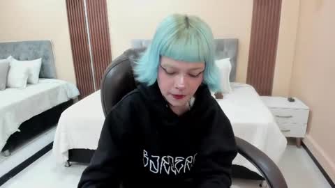 Snapshot of bela_craxkerr chatting on June 24, 2026, 12:48 pm Bela online show from June 24, 2026, 12:48 pm