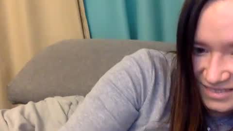 belajulia online show from October 3, 2025, 3:09 pm