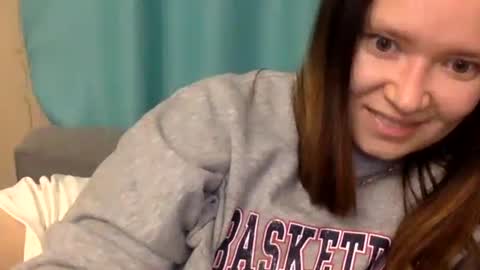 belajulia online show from October 5, 2025, 3:21 pm