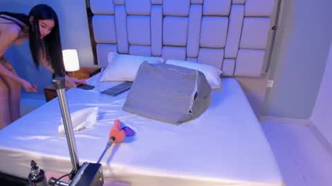Snapshot of belanny_ chatting on June 22, 2026, 4:09 am Bella online show from June 22, 2026, 4:09 am