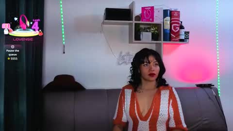 Snapshot of belasexxx chatting on November 6, 2025, 8:32 pm bela online show from November 6, 2025, 8:32 pm