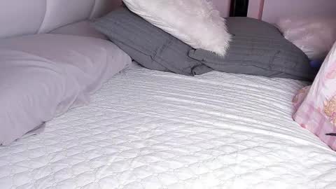  Belkis  online show from February 25, 2025, 9:02 pm