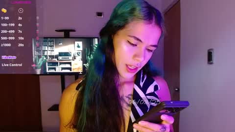   online show from March 6, 2025, 12:09 pm