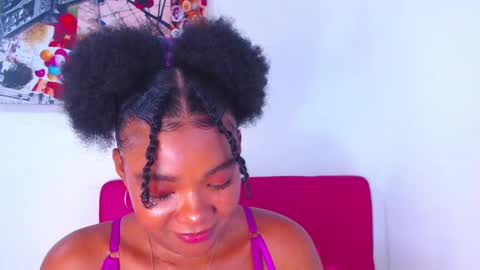 Snapshot of bella_adara1 chatting on December 14, 2024, 9:29 am CAMILA online show from December 14, 2024, 9:29 am