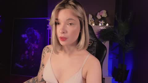  lita  online show from January 15, 2025, 8:37 pm