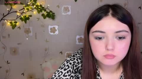 bella_and_alice online show from April 29, 2026, 11:11 pm