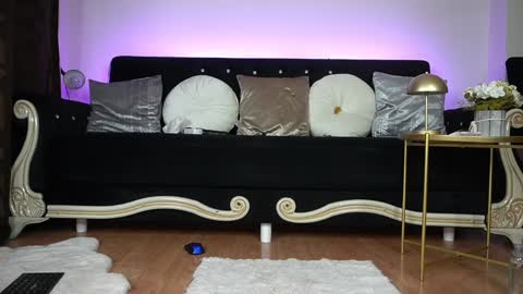 Emma  Bella online show from March 6, 2025, 11:31 pm