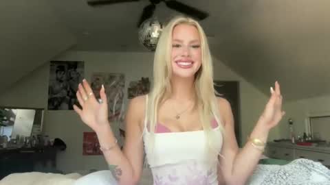 Bella Baby online show from June 5, 2026, 8:03 pm
