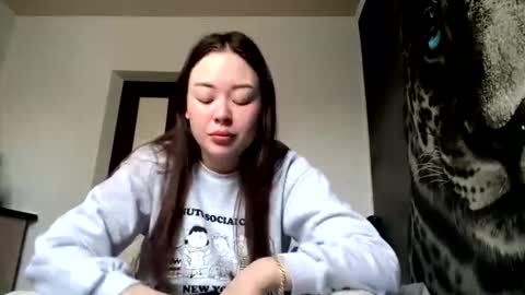 Hanna here Welcome  online show from March 18, 2026, 1:53 am