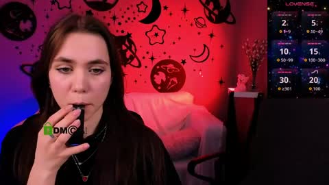 Snapshot of bella_dorn chatting on April 11, 2026, 1:15 pm Bella online show from April 11, 2026, 1:15 pm