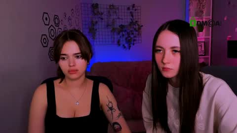 Snapshot of bella_dorn chatting on April 22, 2026, 11:56 am Bella online show from April 22, 2026, 11:56 am