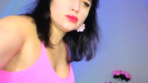 Bella online show from October 11, 2025, 6:50 pm