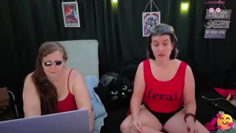 Bella James online show from November 14, 2025, 4:17 pm