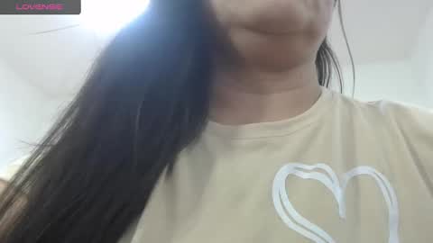 Snapshot of bella_lady_1_ chatting on September 12, 2025, 11:54 am lady online show from September 12, 2025, 11:54 am