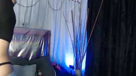 Valentina online show from September 21, 2025, 3:19 am