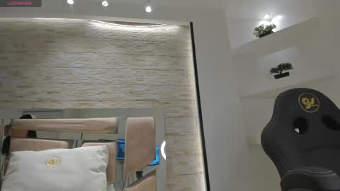 Snapshot of bella_novoa chatting on April 14, 2026, 4:51 am BELLA online show from April 14, 2026, 4:51 am