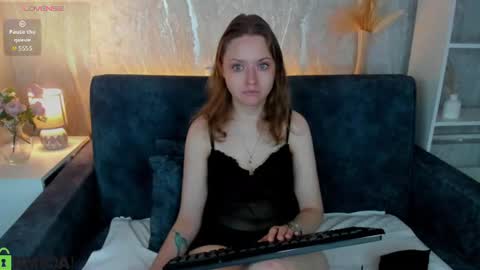 Snapshot of bella_ramsi chatting on June 21, 2026, 12:35 am Linda Bella online show from June 21, 2026, 12:35 am