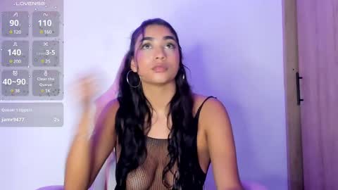 Snapshot of bella_ricci_ chatting on February 25, 2025, 11:52 am bella_ricci_ online show from February 25, 2025, 11:52 am