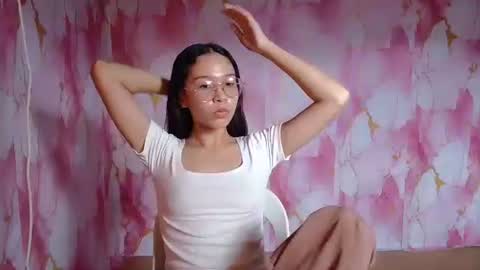 Snapshot of bella_saero chatting on May 27, 2026, 6:32 am bella online show from May 27, 2026, 6:32 am