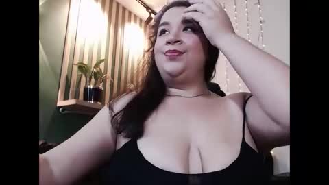 BELLA  online show from October 28, 2025, 2:26 am