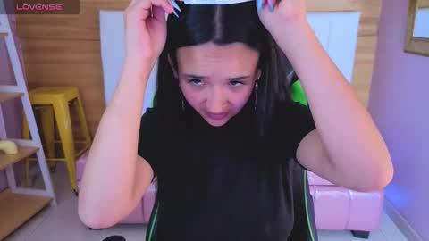 Bella online show from March 5, 2026, 12:45 pm