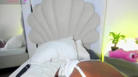 Snapshot of bellaadajud chatting on March 24, 2026, 11:54 pm Bella Dajud online show from March 24, 2026, 11:54 pm