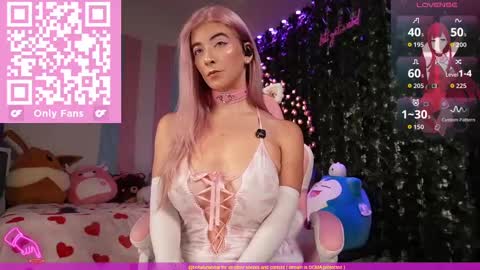 Bellalunabear trans   JadePlant Cis online show from September 18, 2025, 7:05 pm