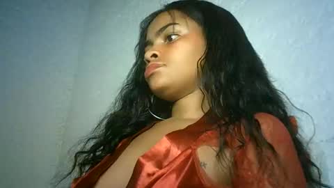 Bella online show from December 6, 2024, 3:00 pm