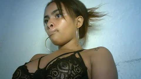 Bella online show from December 9, 2024, 10:30 pm